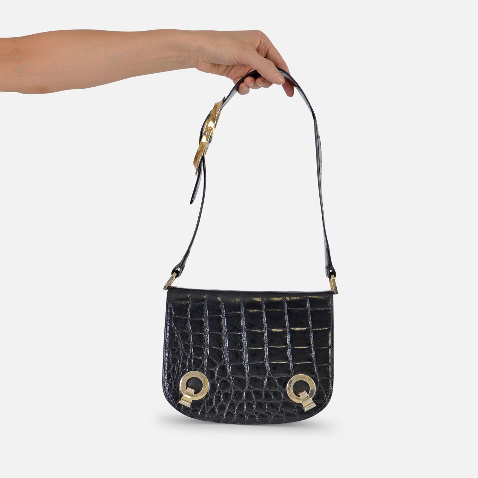 Designer, luxury, and vintage handbags for modern, stylish women